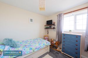 Bedroom- click for photo gallery